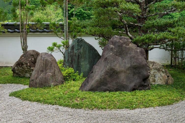 Atsushi Shiomi – Japanese garden now